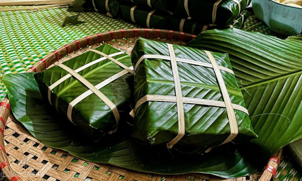 authentic-tet-experience-making-banh-chung